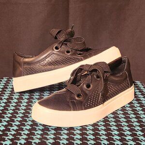 Vaneli Sport sneakers in black